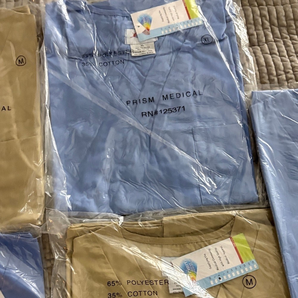 Prism Medical Beige Scrub Top - Picture 5 of 6